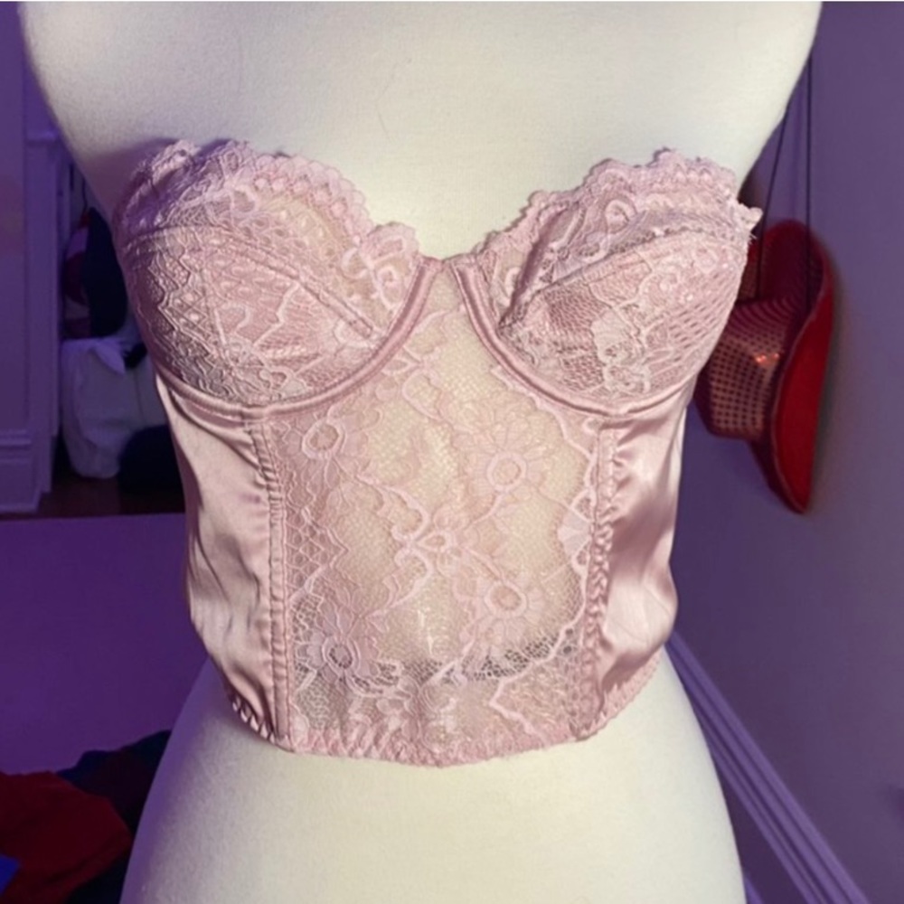 Urban Outfitters Ava Lace & Satin Corset - Picture 5 of 8